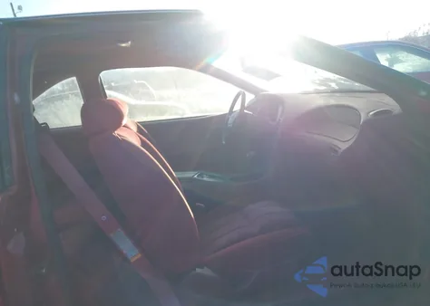 1995 Ford Thunderbird Lx z USA, uszkodzony, nr VIN 1FALP62W5SH140729